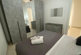 Casa vacanze Azzara has Balcony rooms