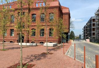 POBUUDKA Glivia 66F allows 18 year olds to book a room