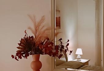 CASA VACANZE ALBA has Balcony rooms