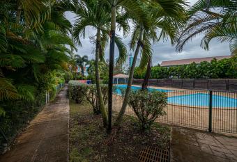 R  ve de Palmier has Balcony rooms