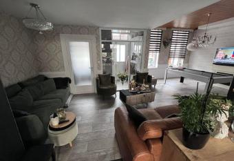 maison cosy et spa zen en Flandres et c  te d opale allows 18 year olds to book a room