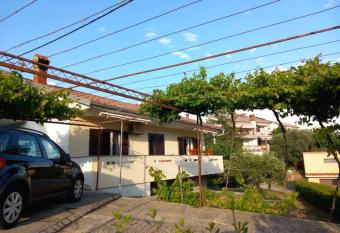 Apartman Laura has Balcony rooms