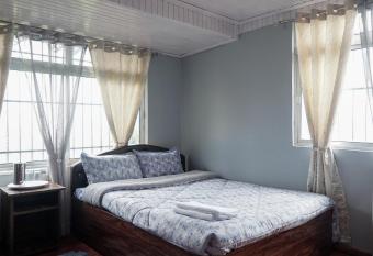 Denzong Homestay allows 18 year olds to book a room