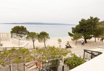 Mozart apartments has Balcony rooms