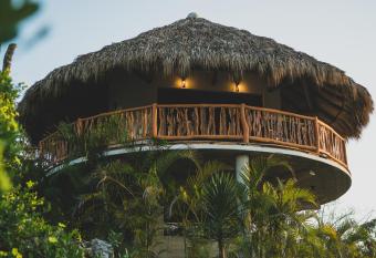 Villas Oasis, Troncones allows 18 year olds to book a room