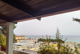 Room Sunset allows 18 year olds to book a room