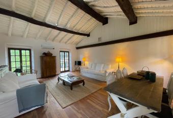 Casa Cabana has Balcony rooms