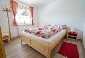 Gorski biser has Balcony rooms