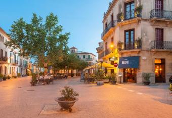 HBE Boutique Espa  a has Balcony rooms