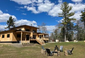 pO'p allows 18 year olds to book a room