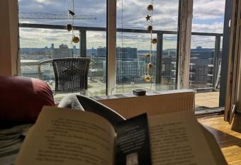 Cozy cozy has rooms with a private hot tub