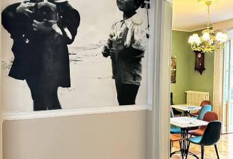 A casa di Bruna has Balcony rooms