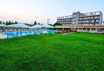 Black and White Boho Resort allows 18 year olds to book a room