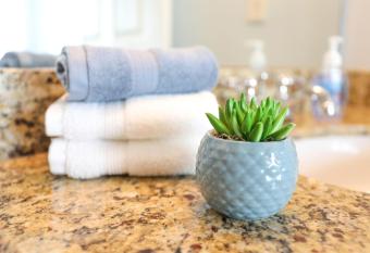 Dolphin Bay in Boca Ciega Resort - 2BR - Pool - View has rooms with a private hot tub