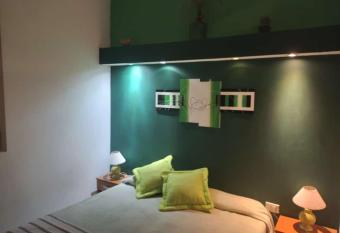 Departamentos del Puerto Verde has Balcony rooms