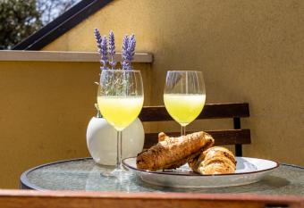 BeachFront allows 18 year olds to book a room