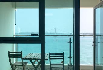 Gwanganli Withus Residence has Balcony rooms