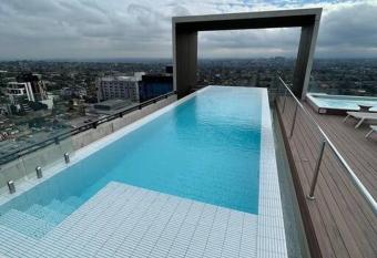 Fabulous 2-Bedroom APT with POOL & SPA (TF40322) allows 18 year olds to book a room