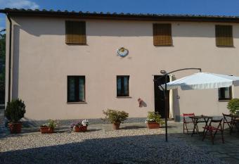 Bed&Breakfast Pianeta Benessere allows 18 year olds to book a room