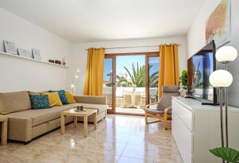 Golf & Sea Holidays has Balcony rooms