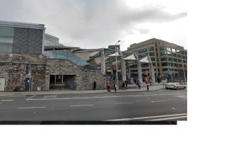 Custom House Harbour Apartments, IFSC has Balcony rooms