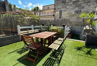 Spacious and bright house with terrace has Balcony rooms