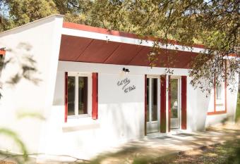 Villa Cat Cha Ti Binta has Balcony rooms