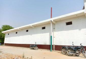 SPOT ON HOME 81343 The Wave Hotel allows 18 year olds to book a room