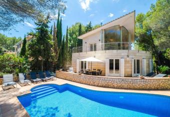 Bonaire has Balcony rooms