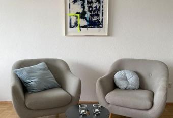 Cosy Apartment   ber den D  chern von D  sseldorf has Balcony rooms