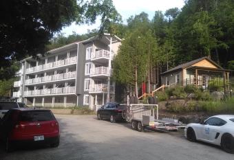 Bernache allows 18 year olds to book a room