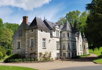 Domaine de la Commanderie de Ballan has Balcony rooms