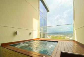 Modern studio near the airport has Balcony rooms