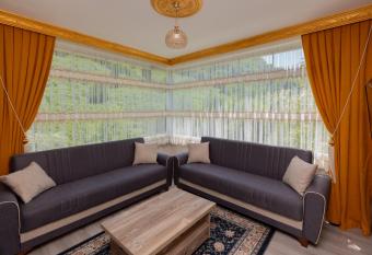 Valide Suit Apart has Smoking rooms