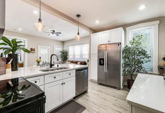 The Sunshine Cottage Downtown Indy allows 18 year olds to book a room