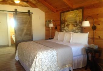 Bryce Canyon Villas allows 18 year olds to book a room