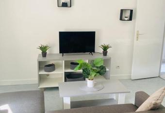 T1 Vierzon centre allows 18 year olds to book a room