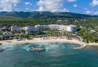 Hyatt Zilara Rose Hall Adults Only - All Inclusive allows 18 year olds to book a room