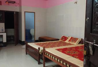 Guruvayur Top View has Balcony rooms