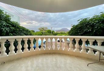Paula Andrea Apto para 6 con balcon en Valledupar allows 18 year olds to book a room
