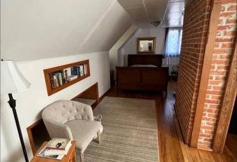 Van Buren apartment in the trees allows 18 year olds to book a room