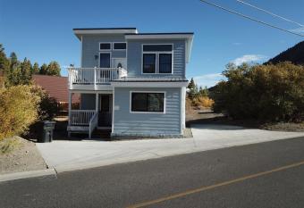 Rr-gull Lake Baby House has Balcony rooms
