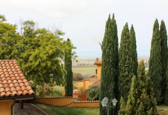 PICCI HOUSE has Balcony rooms