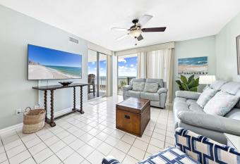 Romar Place Unit 302 has Balcony rooms