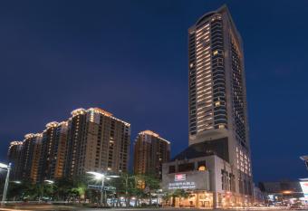 Han Hsien International Hotel allows 18 year olds to book a room