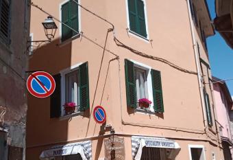 Il Glicine B&b has Balcony rooms