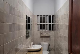 Bellevue Appartement 1 allows 18 year olds to book a room