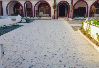                                          has rooms with a private hot tub