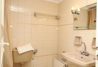 Villa Aristea has Balcony rooms