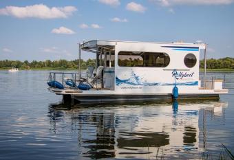 Rollyboot Geiseltalsee has Balcony rooms